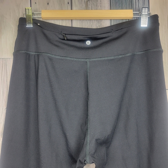 Victoria's Secret Black Leggings Size XL - Picture 7 of 7